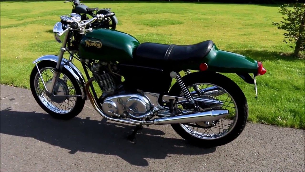 Norton Commando Longrange Fastback from 1972