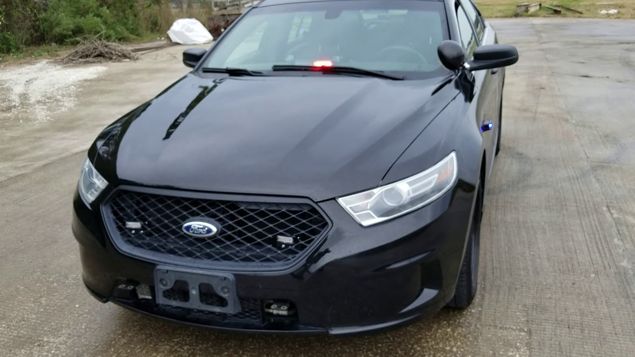 Ford Taurus Police interceptor police lights Sound off Signal