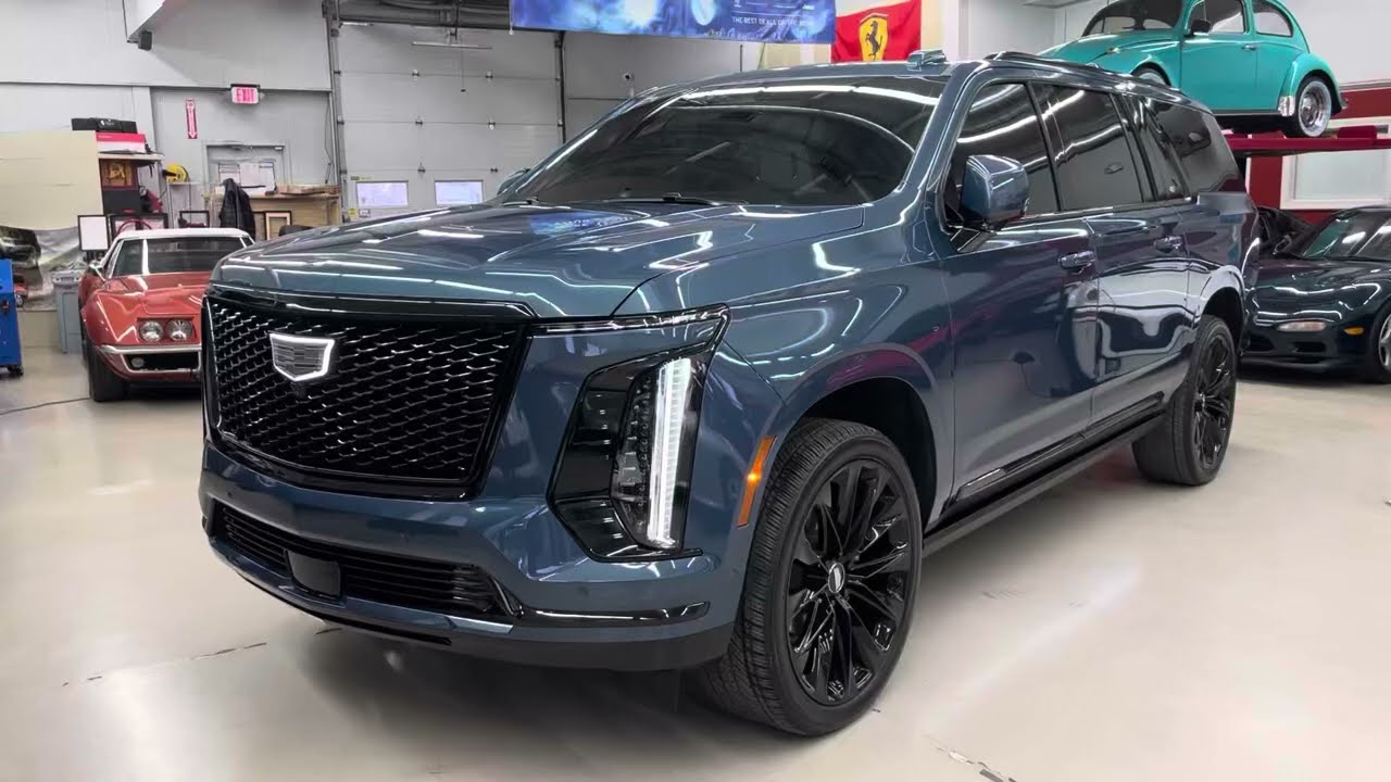2025 Cadillac Escalade ESV Sport Platinum - Naperville Auto Haus