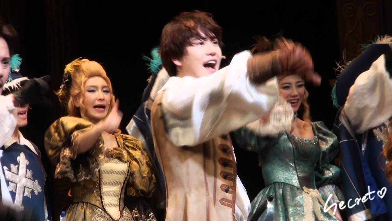 130312 삼총사 커튼콜 (KYUHYUN)