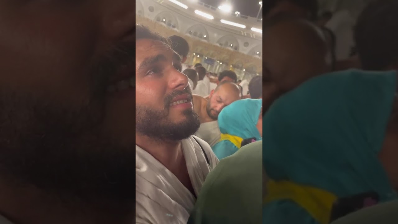 Bilmem,ki nasıl bir sevdasın içimde...dönüp dolaşıp yine hasretinle yanarken buluyorum kendimi.🕋🤲🏼😢😔