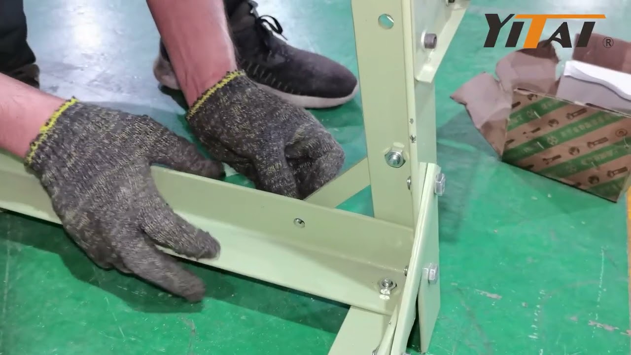 How to install the creel of a warping machine