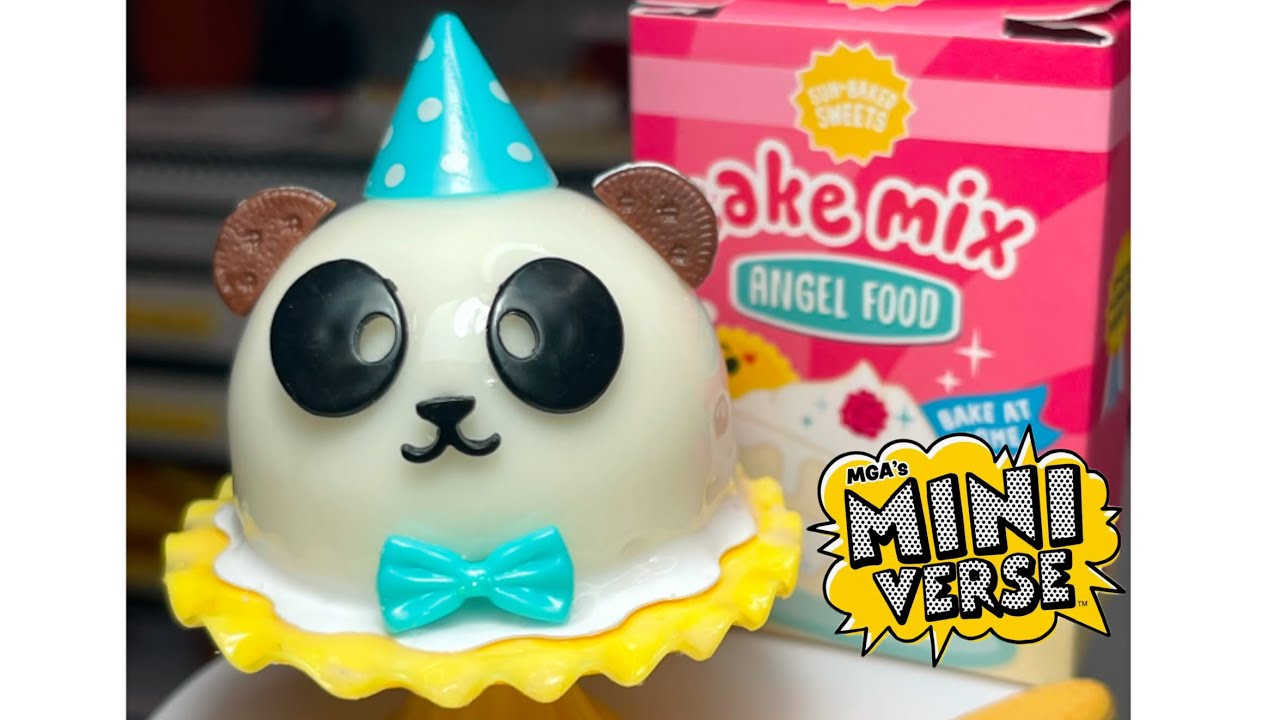 Let&rsquo;s Create a Miniverse Miniature Panda Birthday Cake