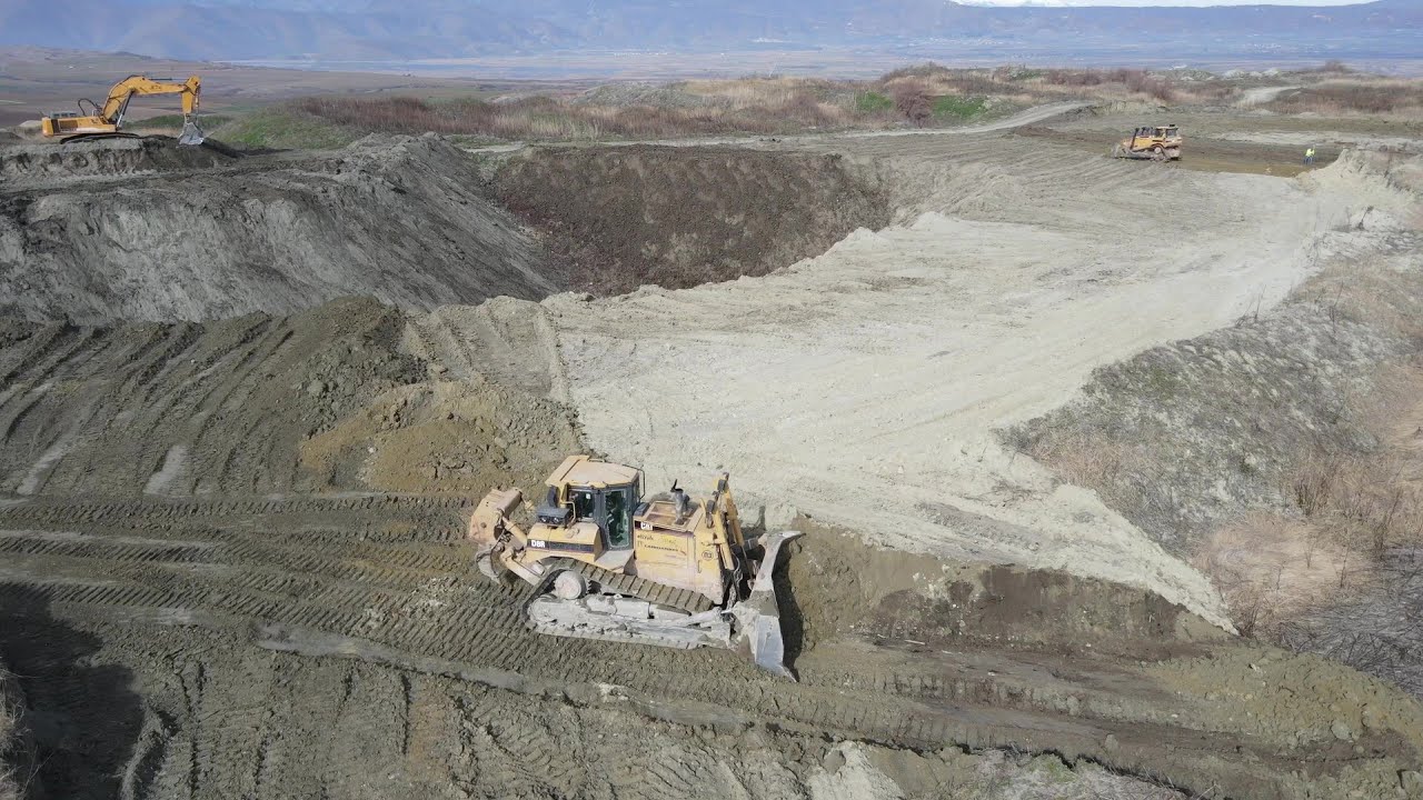 Caterpillar D8R & D8T Bulldozers Levelling Huge Construction Area - Sotiriadis/Labrianidis Constr.