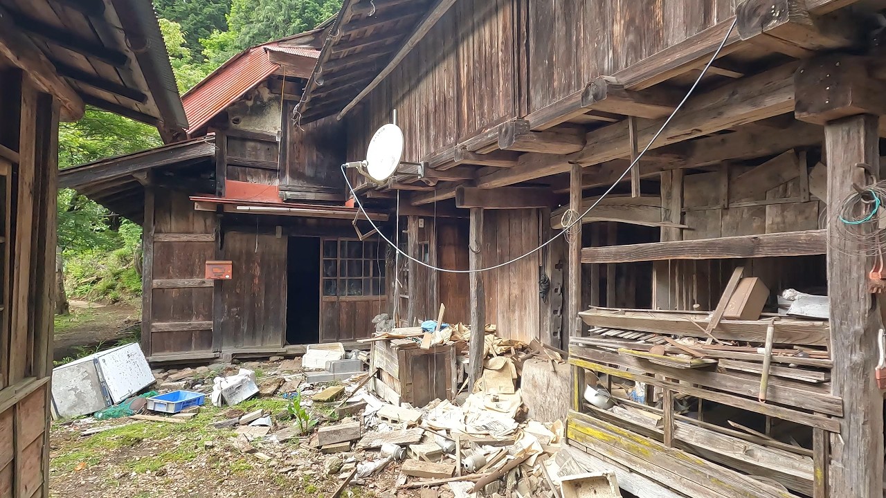 【東京都檜原村】ポツンと一軒家たちを日本の中心地で新たに発見した