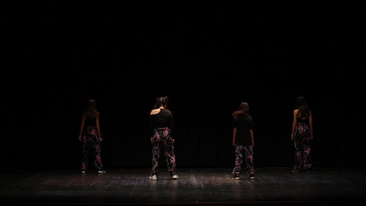 4. ÚRSULA | VILLANOS DANCE SHOW | OUR SOLUTION SITE