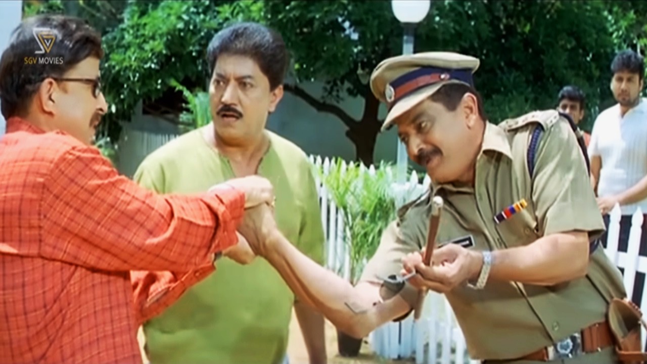 ಪೊಲೀಸ್ ಮತ್ತು ವಿಷ್ಣುವರ್ಧನ್ ವರ್ತನೆ ನೋಡಿ ಶಾಕ್ ಆದ ದೇವರಾಜ್ | Jyeshta Kannada Movie Part 2 | Vishnuvardhan