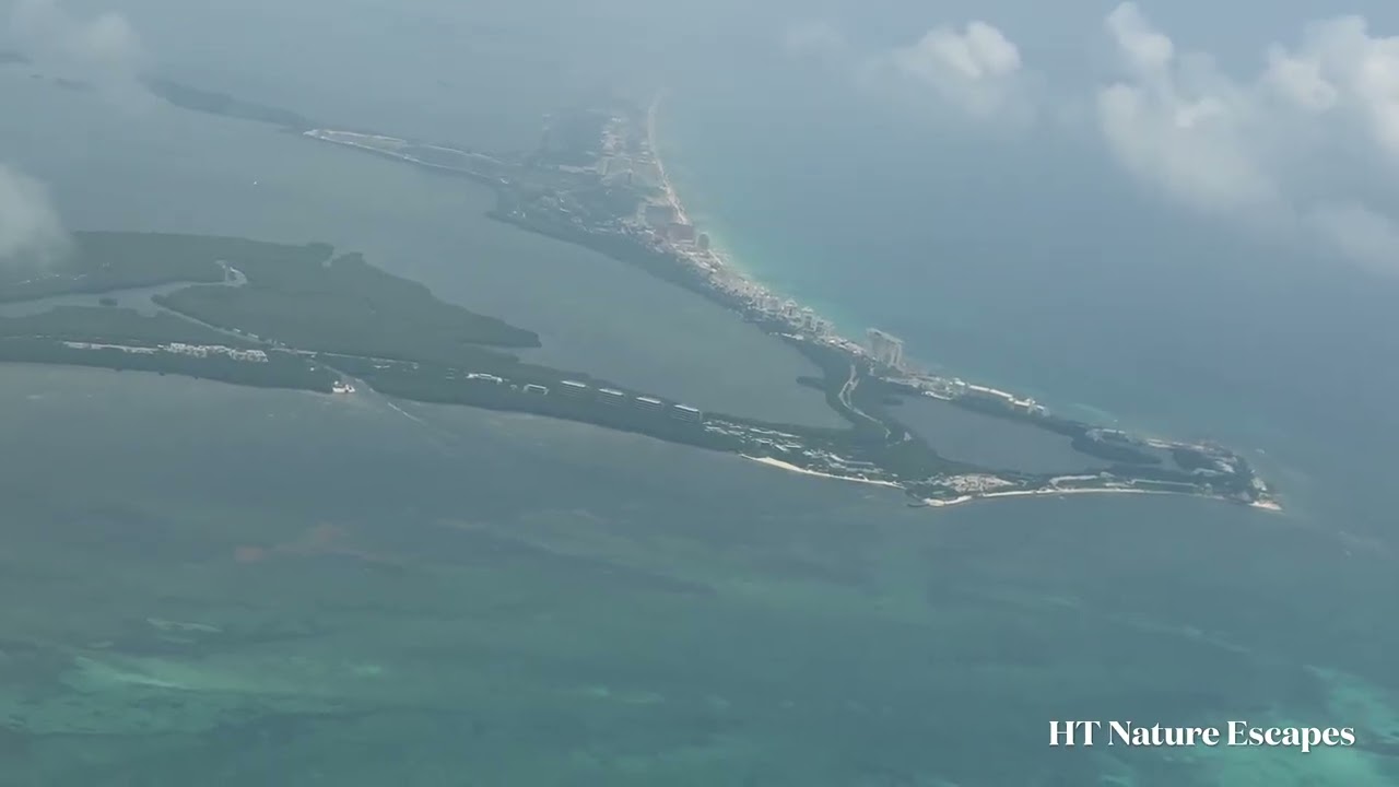 Aerial Views Flying from Cancun Airport to Houston Hobby Airport, Safe Takeoff and Landing Scenes 4K