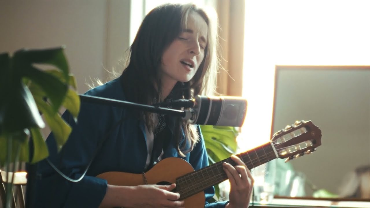 Zoe Graham - Good Girl (live session)