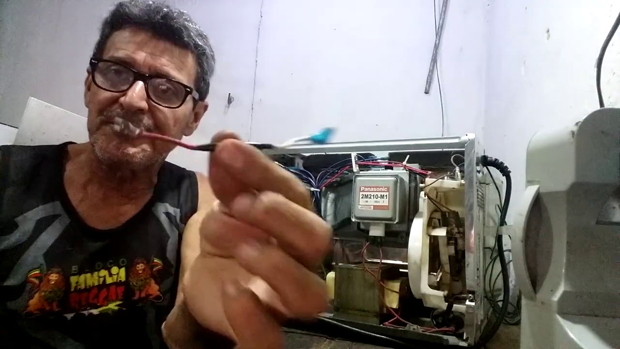 Fusível do transformado do microondas posso eliminar jampeando