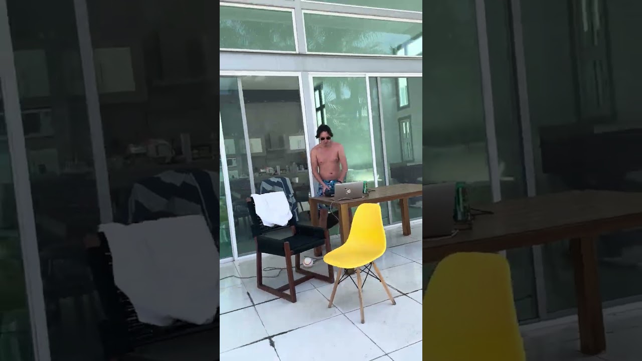LANQII DJing by The Pool 