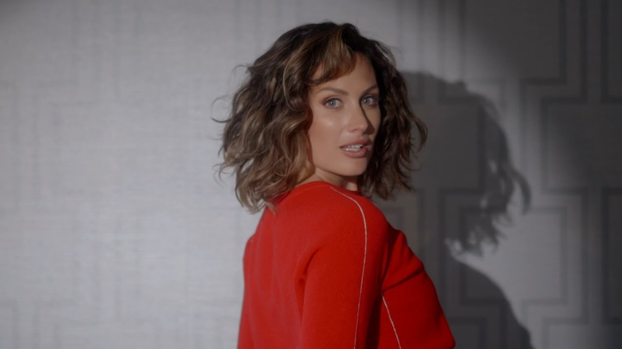 Beyond Hair with Edwin Johnston | Series 6 - Episode 1: Marcia's Frizz-Free Wavy Lob | KMS HAIR
