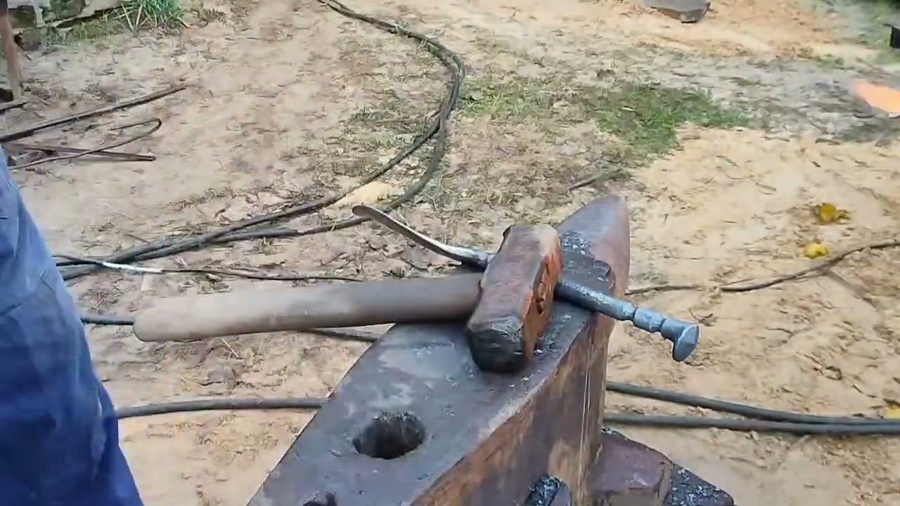 Ковка обувной ложки