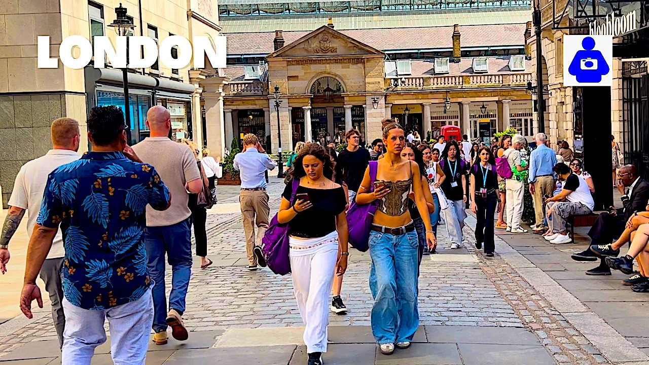 Central London Walk 🇬🇧 Explore the Vibrant West End | Shopping Streets & City Life 4K