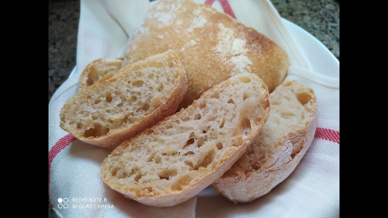 ببعض الدقيق وقليل من الصبر..اصنعي خبز شياباتا الإيطالي في مطبخك بدون عجن- No-knead ciabatta bread