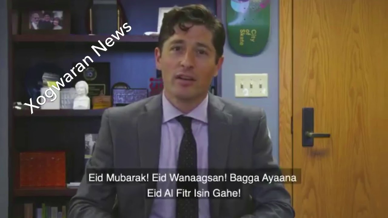 Duqa magaalada Minneapolis oo afka soomaliga hambalyada ciida ku diraaya Waana nin cadaan maraykan