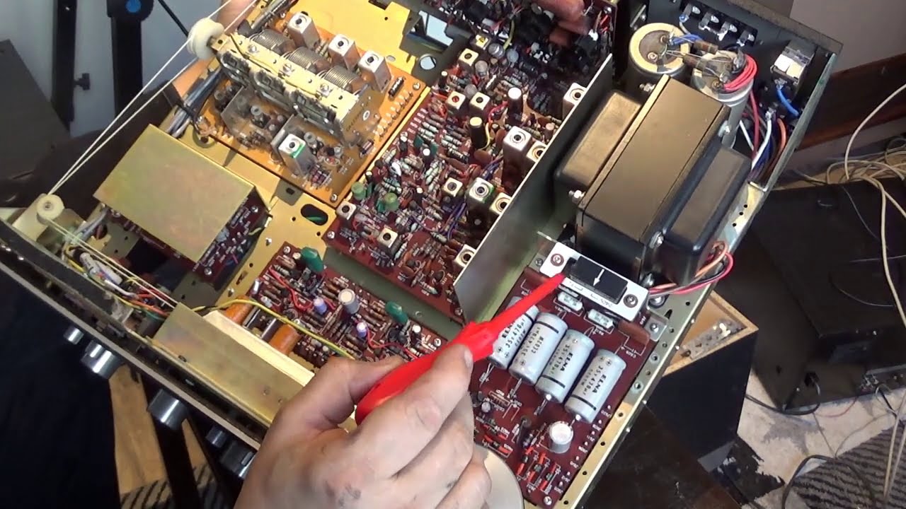 Marantz Viritinvahvistimen Rassausta. Ruppeeko Pelloomaan?