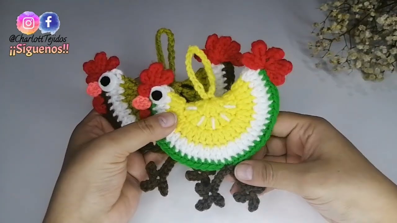 Gallito Tejido a Crochet con frutas /Emprendimiento /Hogar