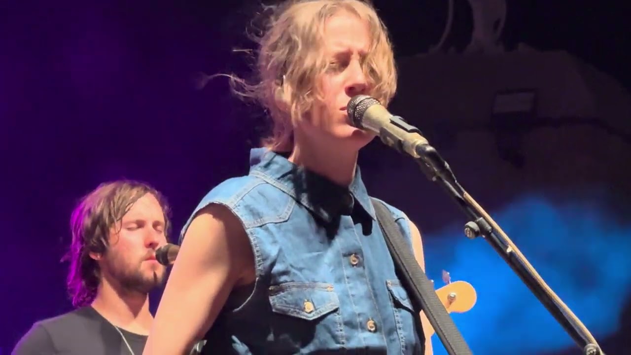 Might As Well Be Me- Larkin Poe | Mississippi River Festival 2024