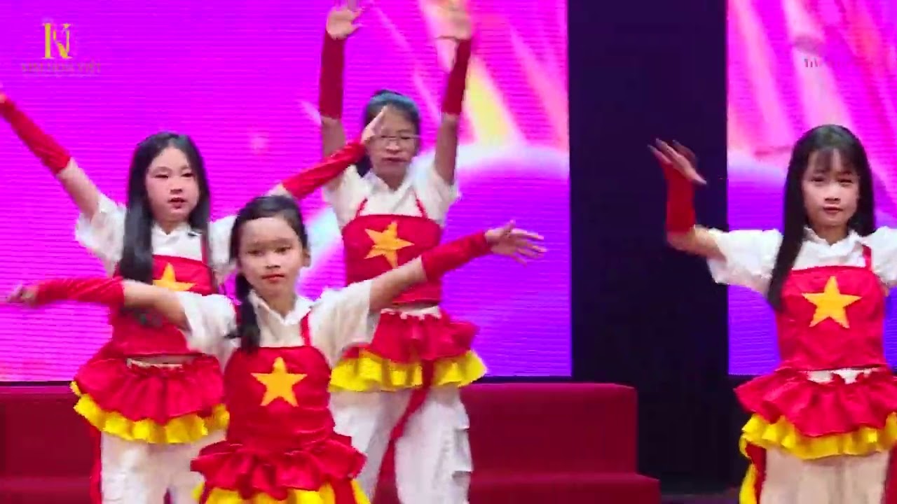 NHẢY HIỆN ĐẠI “ HÒ VƯƠN MÌNH “- CLB NGHỆ THUẬT TINY DANCER - 10 NĂM - HÀNH TRÌNH TỎA SÁNG