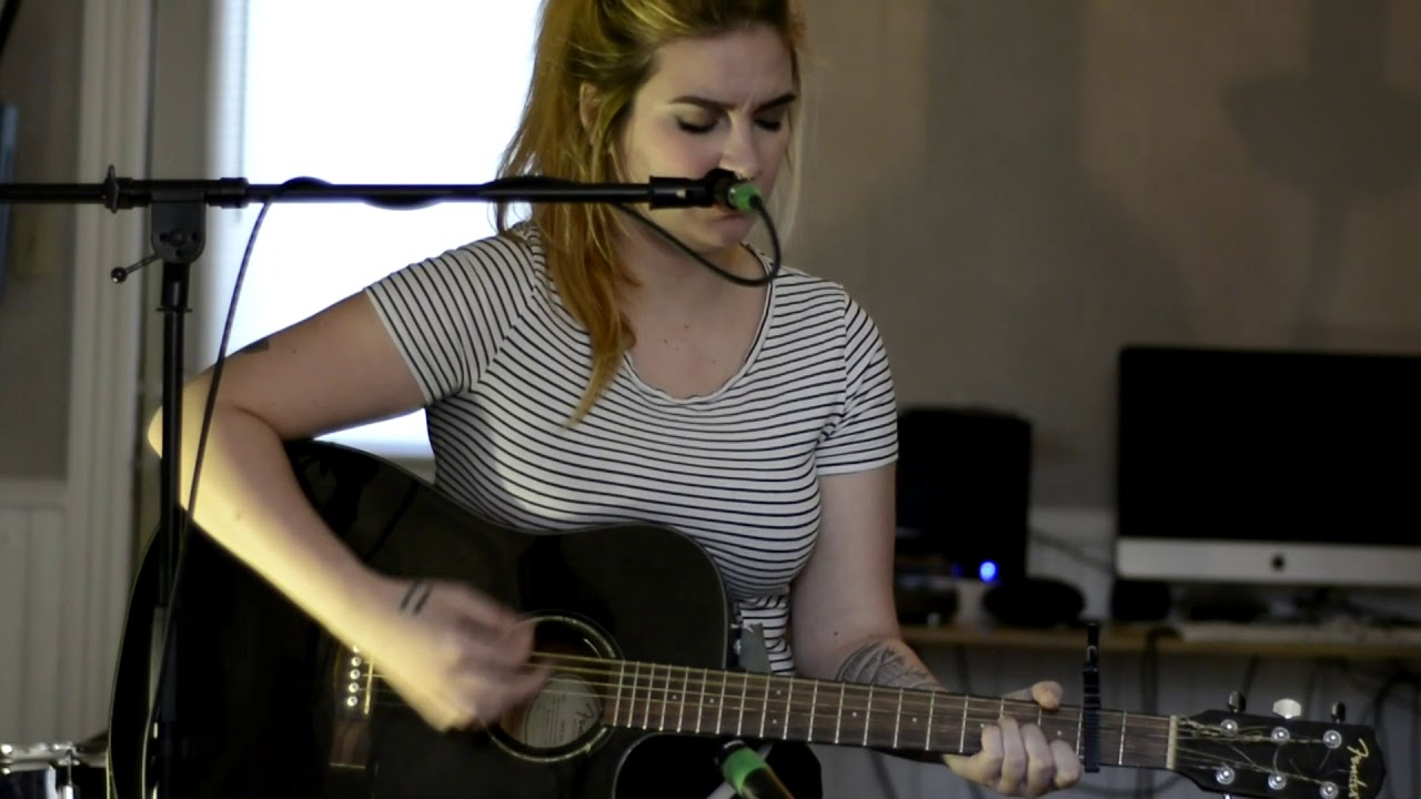 Megan Reed - Love you like always (LIVE SESSIONS FROM JORDANS DINING ROOM)
