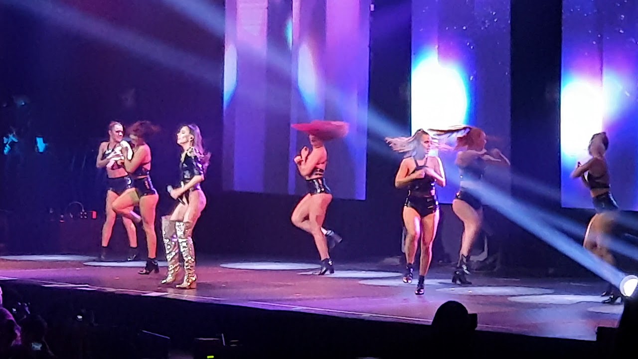 Tini - Ya no hay nadie que nos pare / Confía en mí / Never ready 23/06/2019 @ Movistar Arena