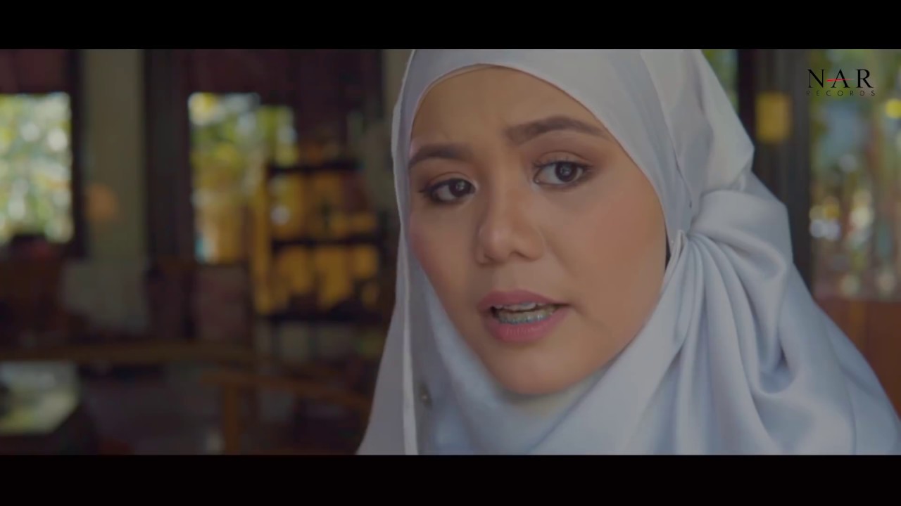 Najwa Latif -JAUH | ( Official Music Video ) | #NajwaLatif