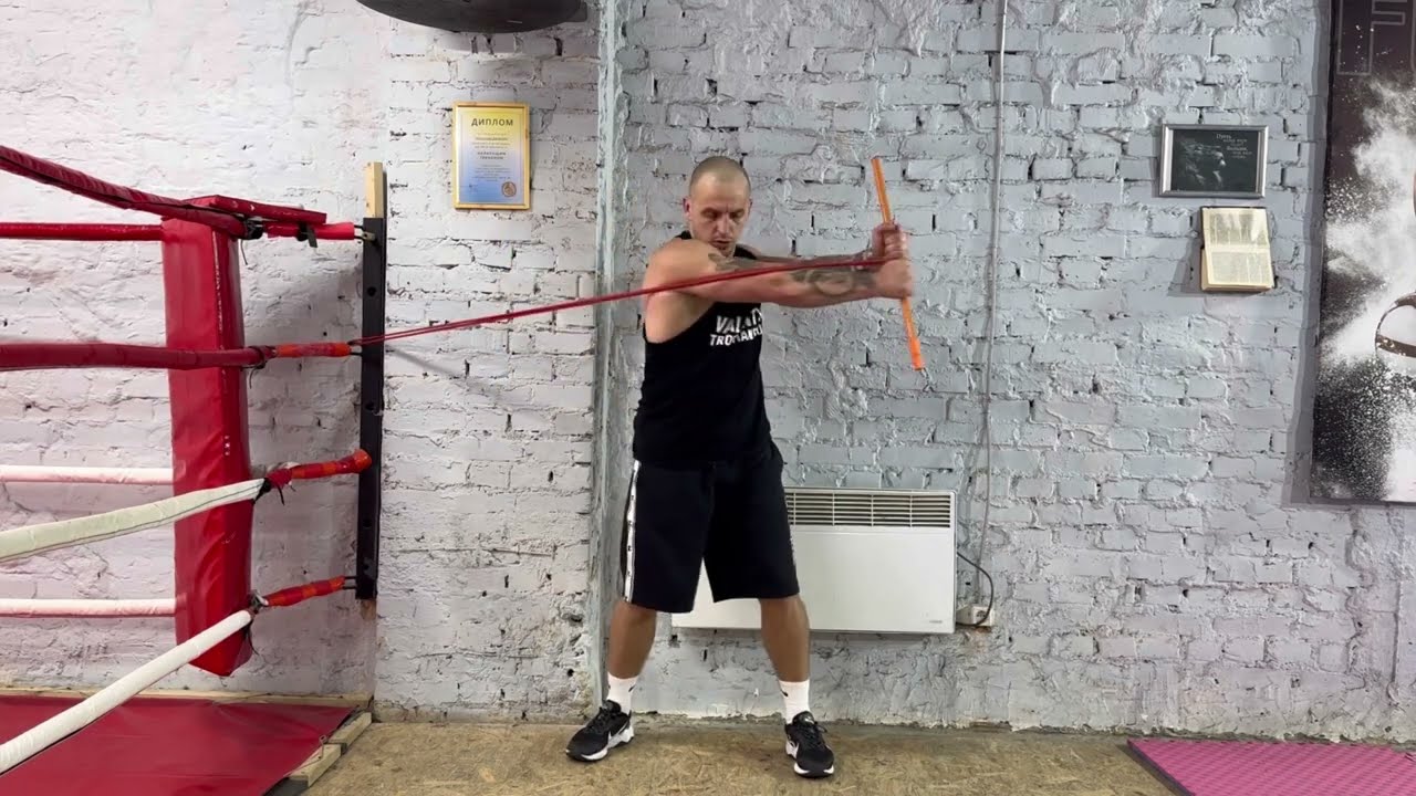 Mike Tyson Crazy left Hook. Power punch training.
