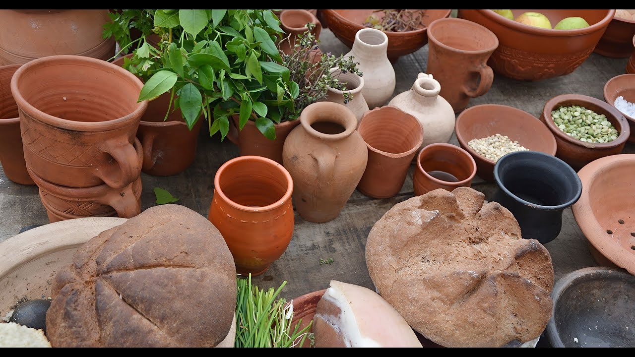 Medieval Drinking Vessels: Drinking Horn, Clay Cup, and Beer Mug