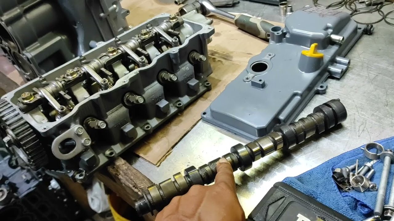 COMO ARMAR UN FUERA DE BORDA F50 YAMAHA.