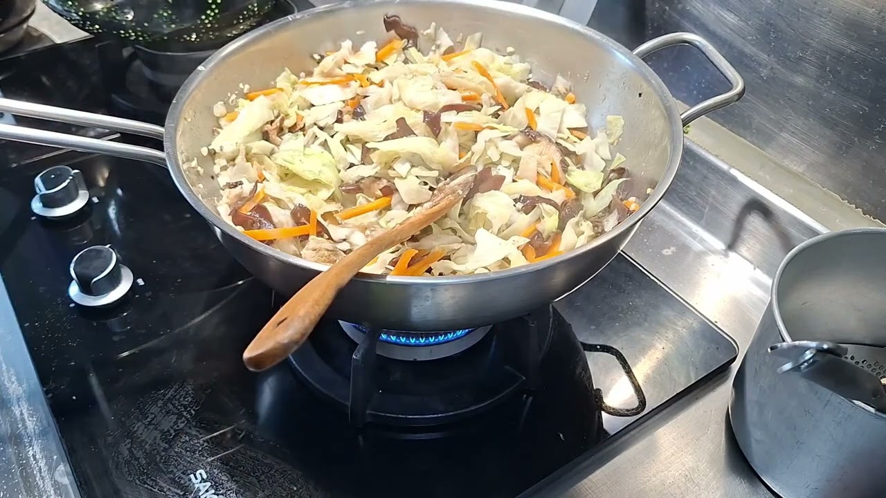 Masak pasta sayur untuk majikan taiwan 