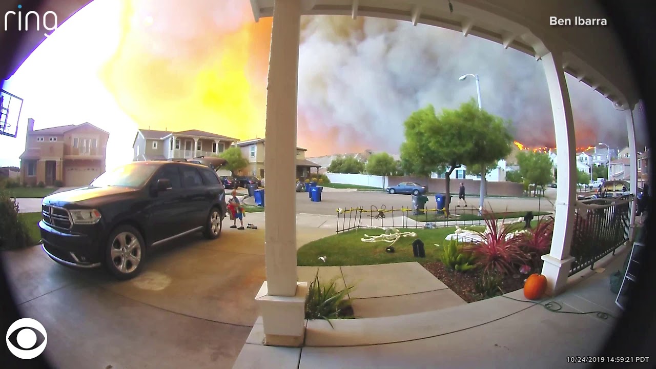 Doorbell camera catches wildfire evacuation in California | 10News WTSP