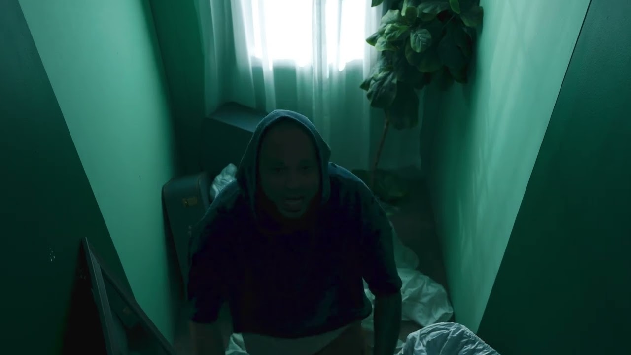 Manny Montes - Respira (Video Oficial)