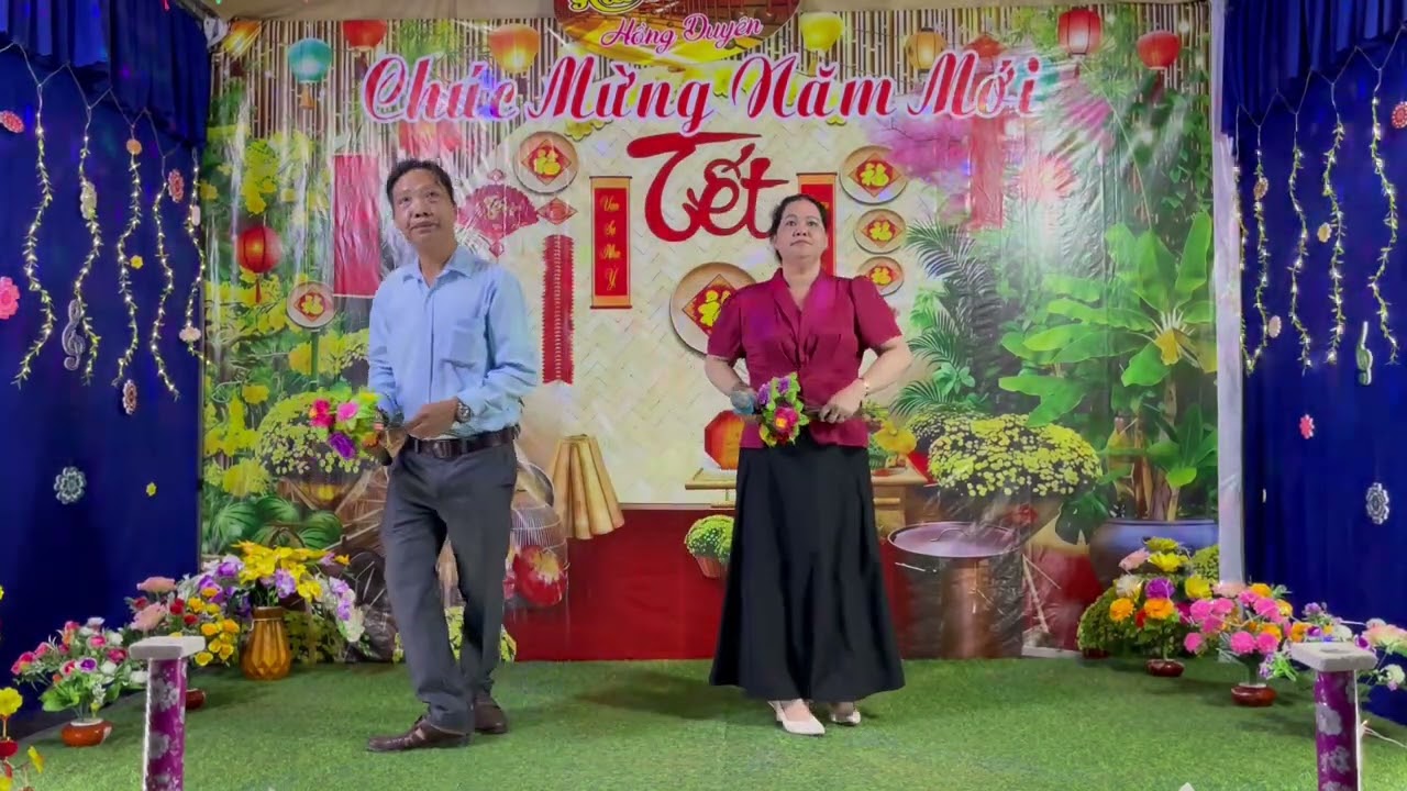 Tân cổ: con đò lỡ hẹn “trình bày” Nguyễn điệp và út bé 