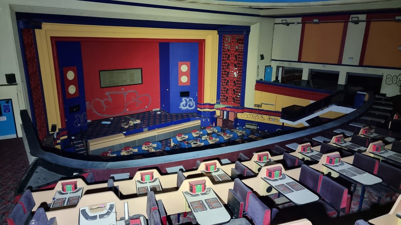 Abandoned Mecca Bingo Hall • Sheffield 2023