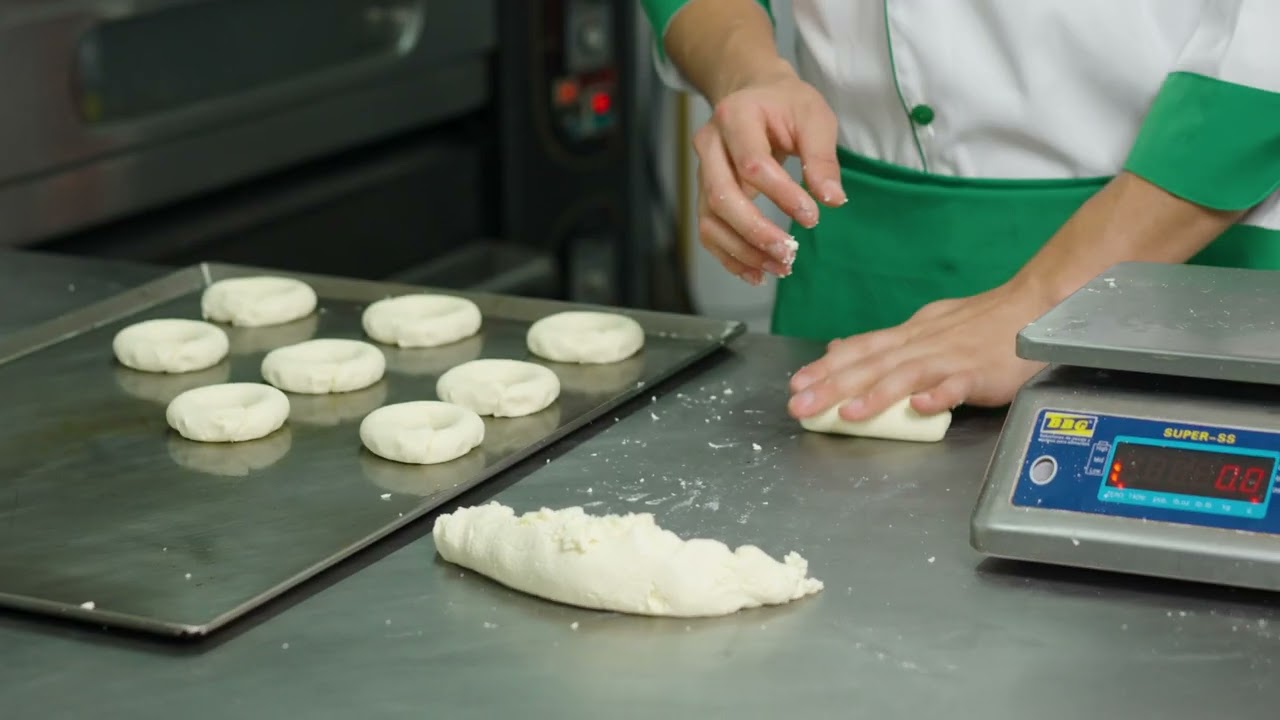 Cómo hacer PAN DE QUESO | Receta de Panadería