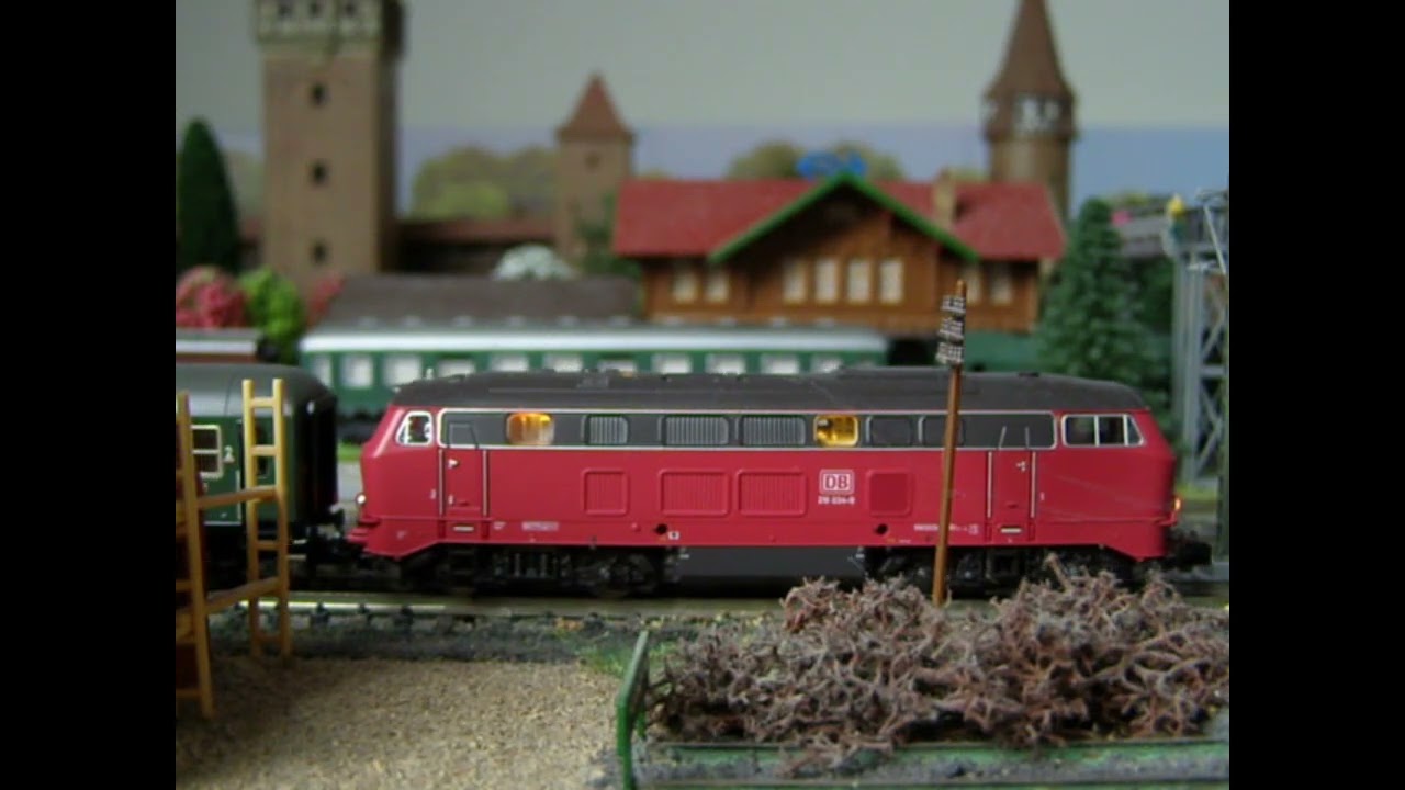 Piko 40527 - BR216