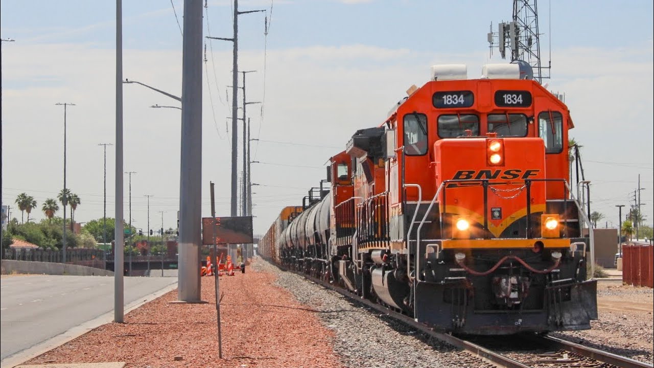 BNSF 1834 w/ an RS3K horn leads east on a local train through Glendale, AZ on 05-24-2024