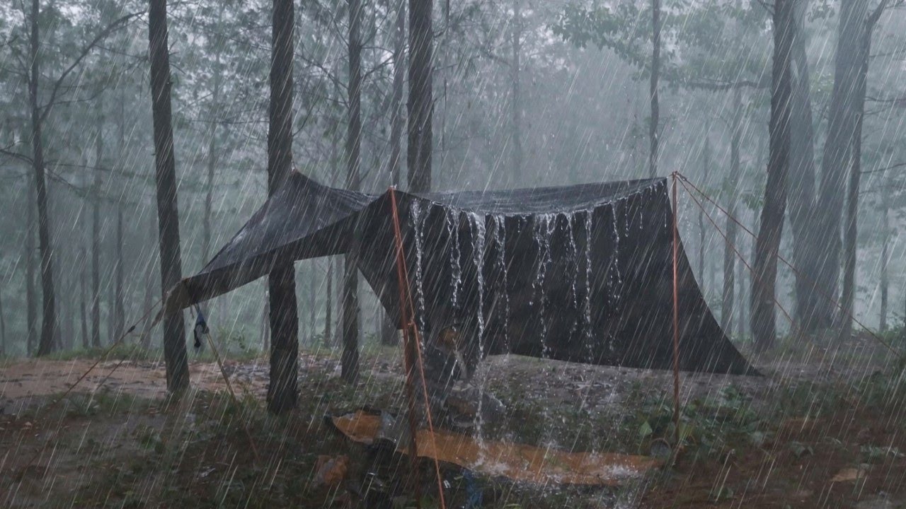 A SCARY BRUTAL RAIN STORM‼️CAMPING IN A RAINSTORM⛈️ RELAXING IN A WARM TENT WITH THE SOUND OF RAIN