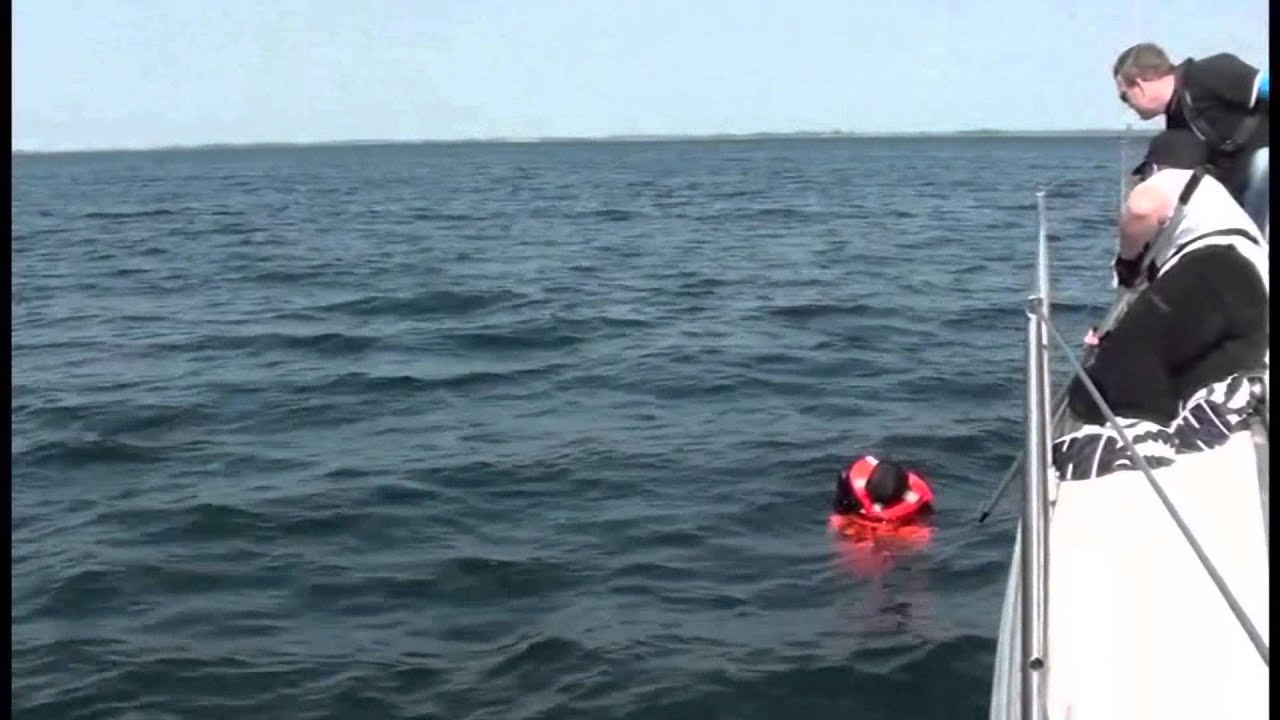 SKS Ausbildung - Übung MOB unter Segeln - M² Sails - Segeln mit Herz