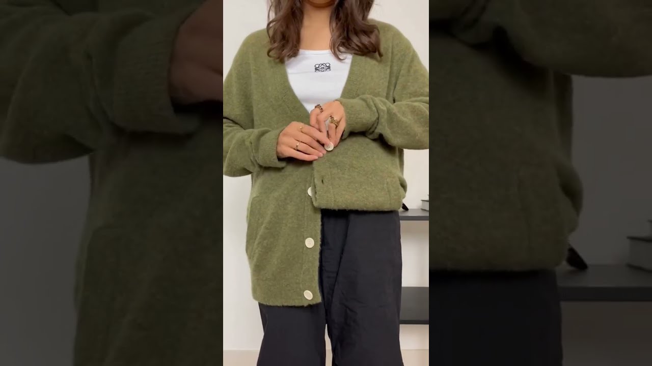 💥😱 How To Shorten Long Cardigan Easily in 1 Minute 2022? #shorts