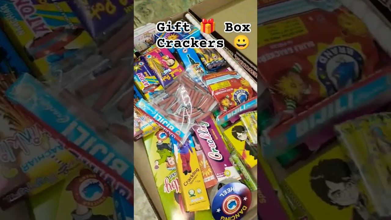 Gift box 🎁#diwali #crackers #giftbox #unboxing #diwalispecial #diwalicelebrations #viralshorts