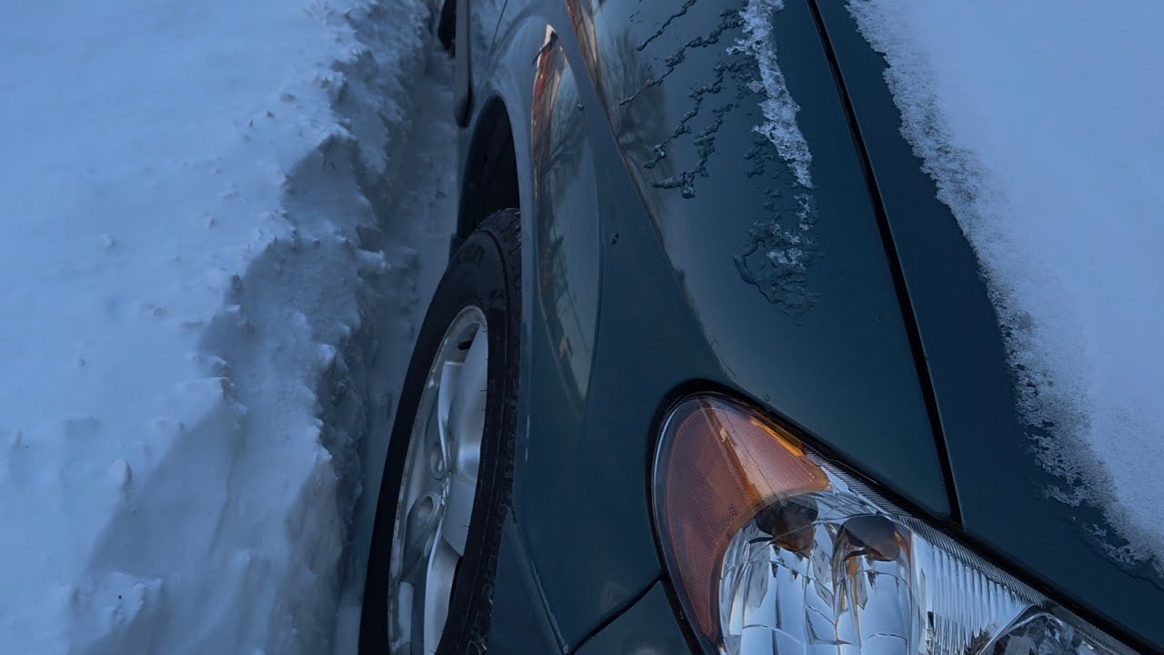 2005 Caravan cold start, sub zero temps -43° below windchill over night through the morning 