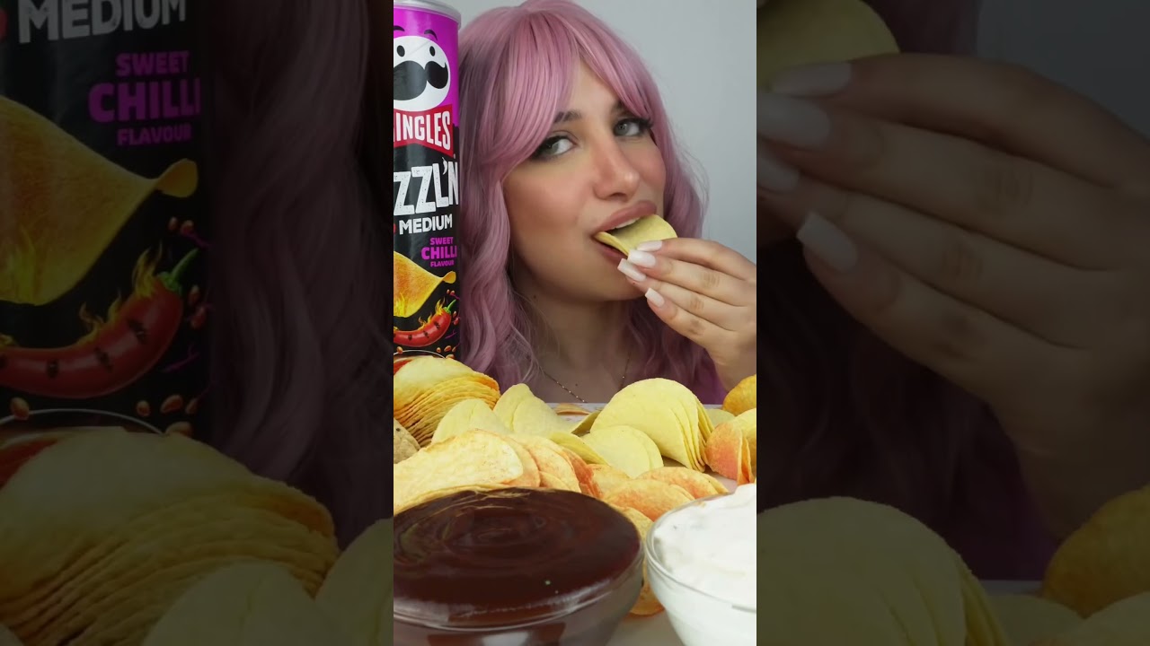 ASMR PRINGLES MUKBANG 😍#asmr #asmrmukgbang #crunchy #mukbang #crispy #shorts #pringles #crisps