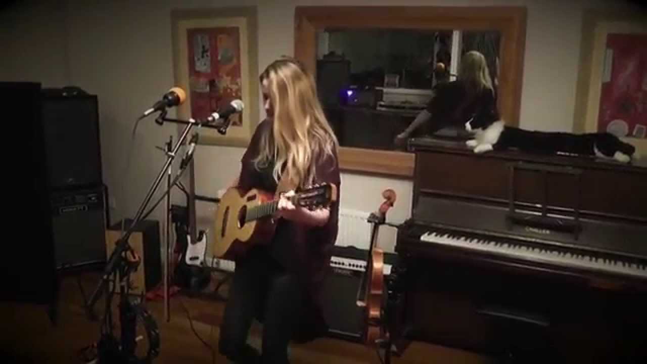 Joni Fuller - Daddy Took a Road Trip Looping Music Video