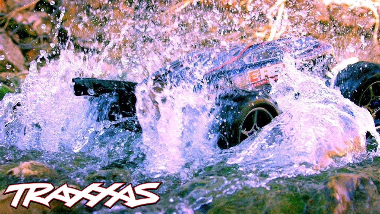 Big Splash | Traxxas E-Revo Brushless Edition