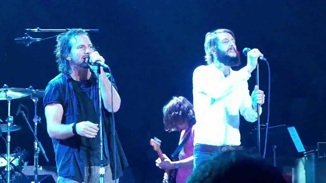 Pearl Jam - Hunger Strike w/Ben Bridwell - 5.21.10 New York, NY