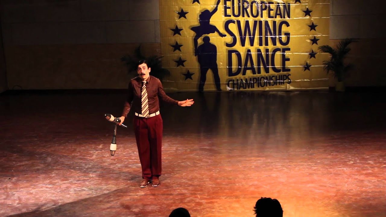 ESDC 2012 - Cabaret Division 1st Place - Ramiro Vergaz (Juggling)