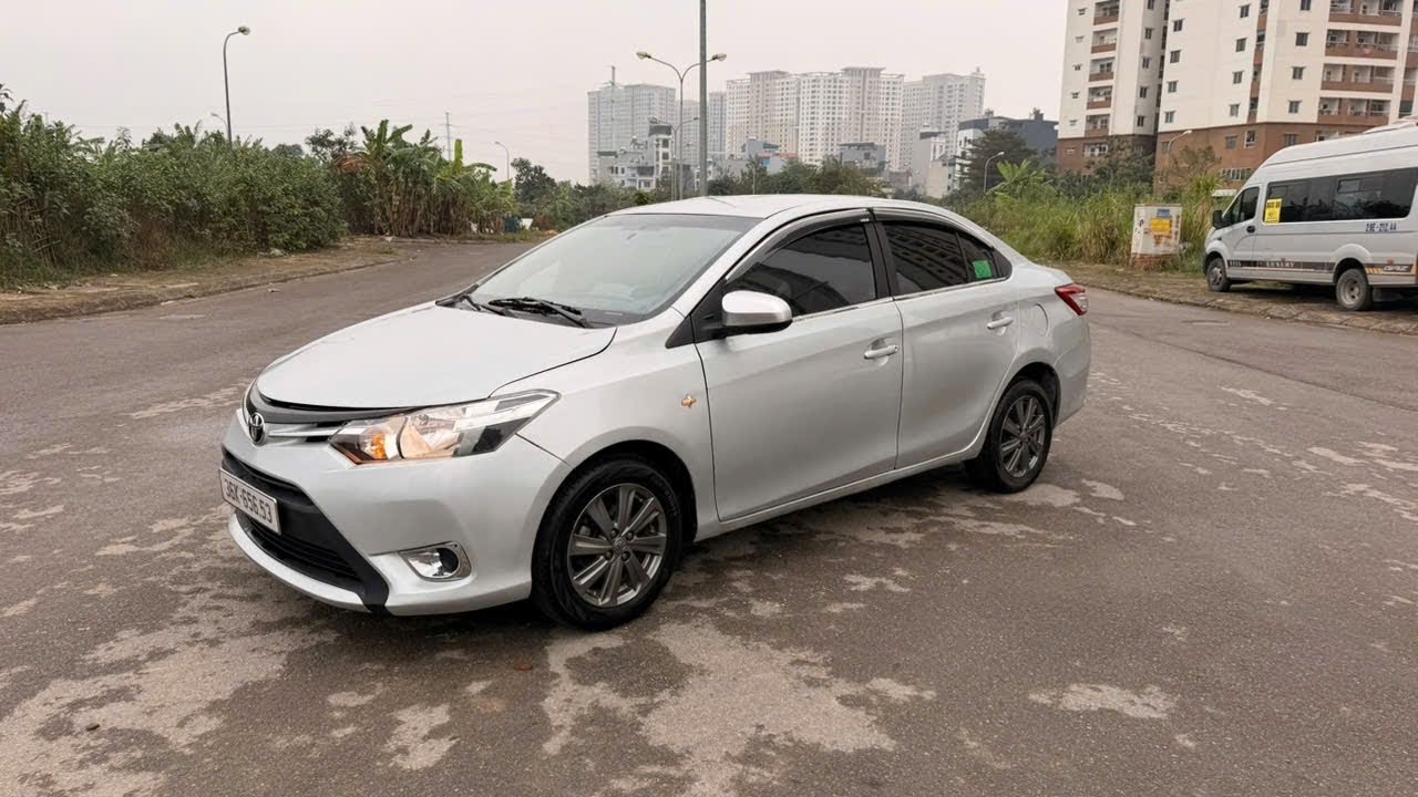 Toyota vios 2015 số sàn - chính chủ sử dụng - đăng kiểm dài - giá 178 triệu-0375233242-0979140987