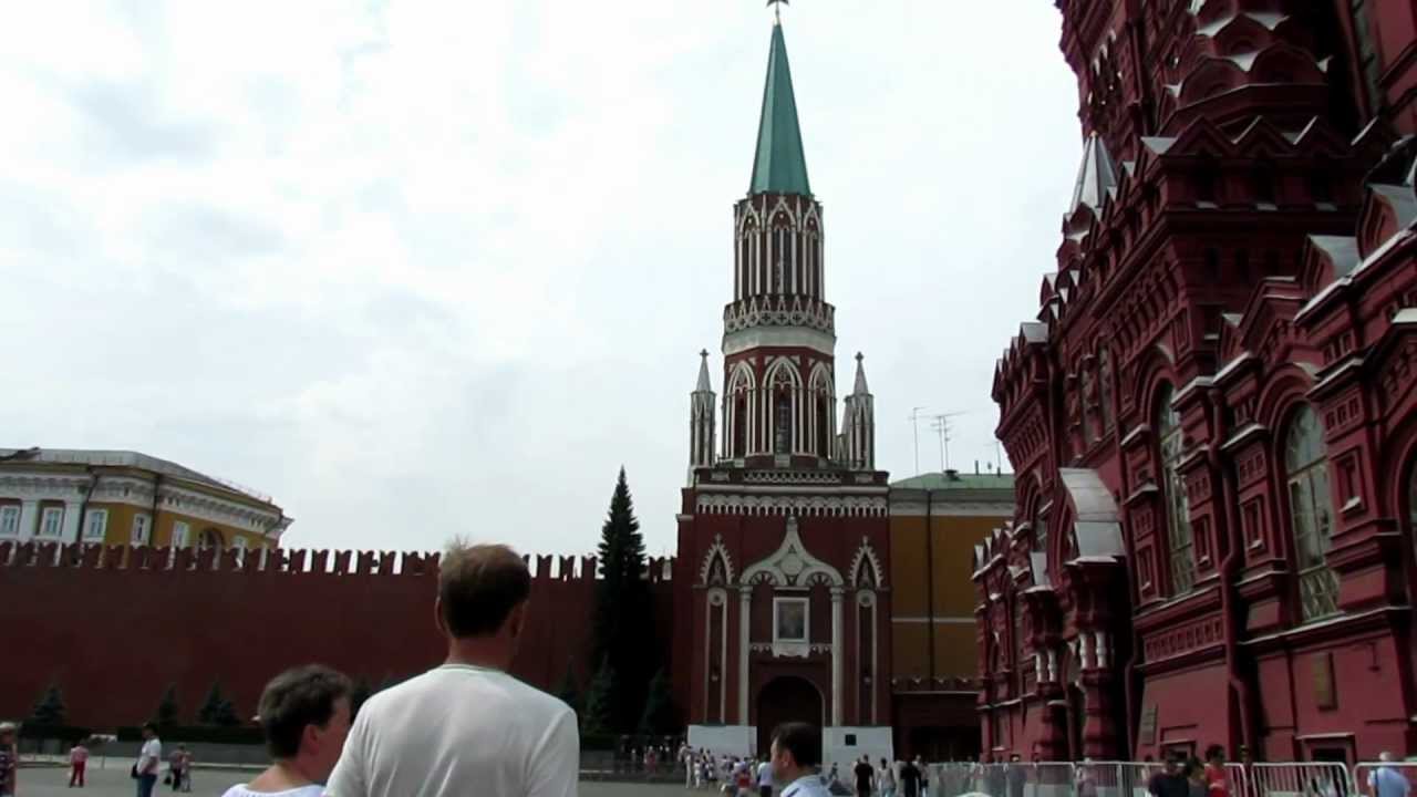 Flag, Nikolsky tower - Red Squar Canon SX40 HS zoom test